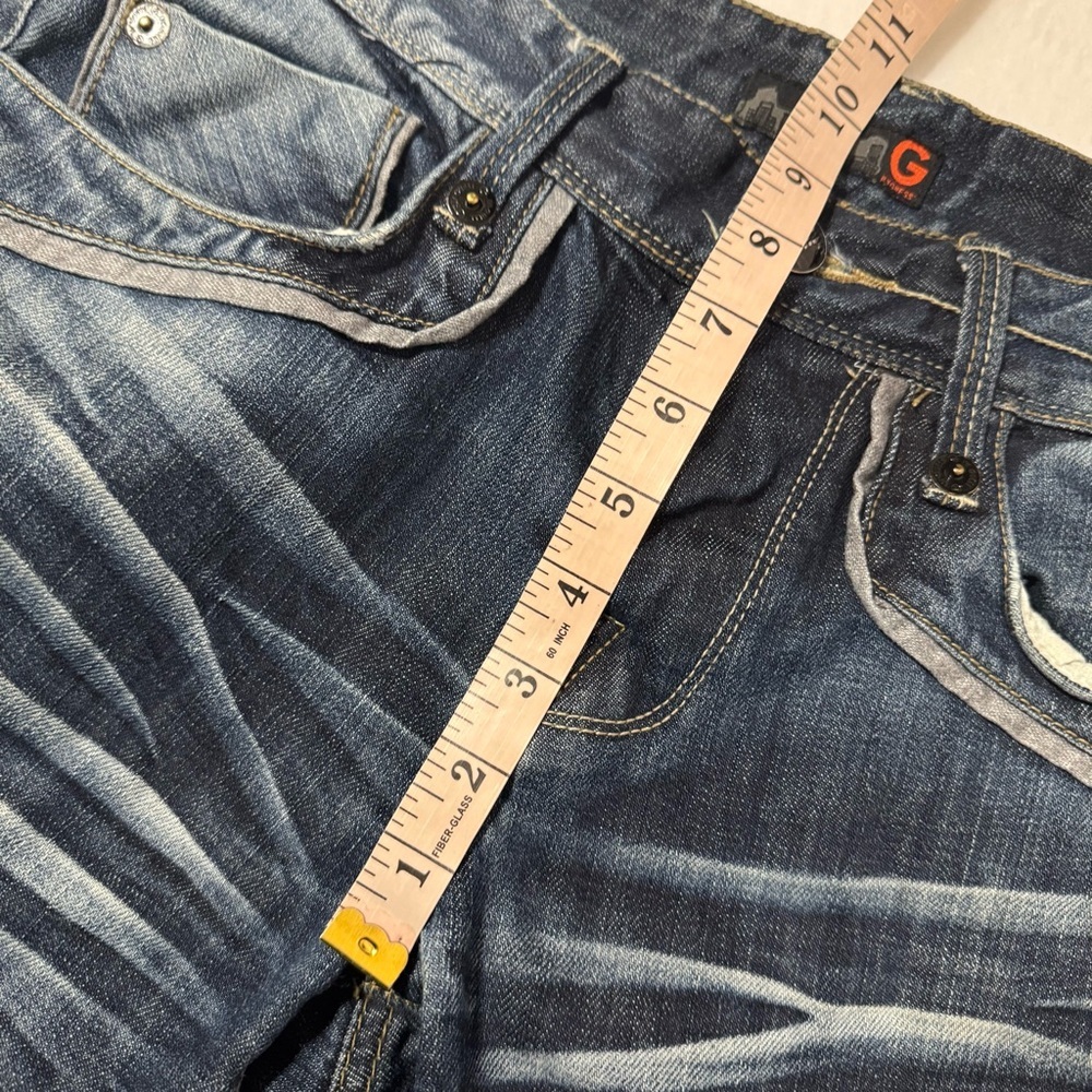 G by Guess Mens Sz 30 Whiskering Details Straight Leg Jeans Button Fly EUC - Picture 9 of 10